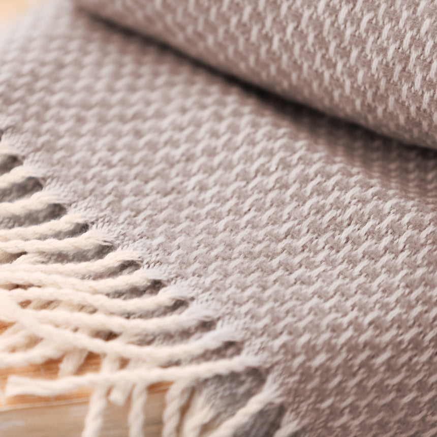 Haze Fringed Throw, 130 x 170 cm, Brown