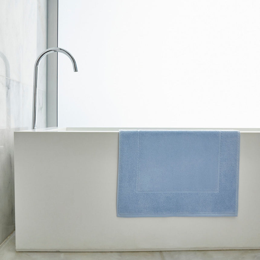 Light blue bath mat