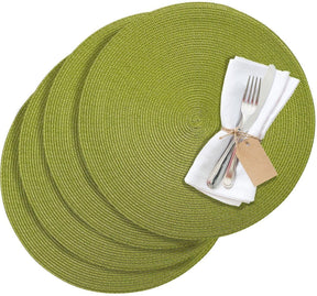 Green round polypropylene placemats, set of four