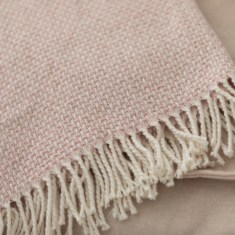 Haze Fringed Throw, 130 x 170 cm, Pink