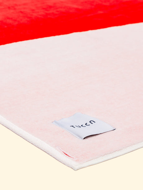 Beach Towel Berry Organic Cotton Pocket