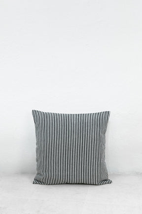 Cotton cushion cover in the Estribera pattern, 50 x 50 cm