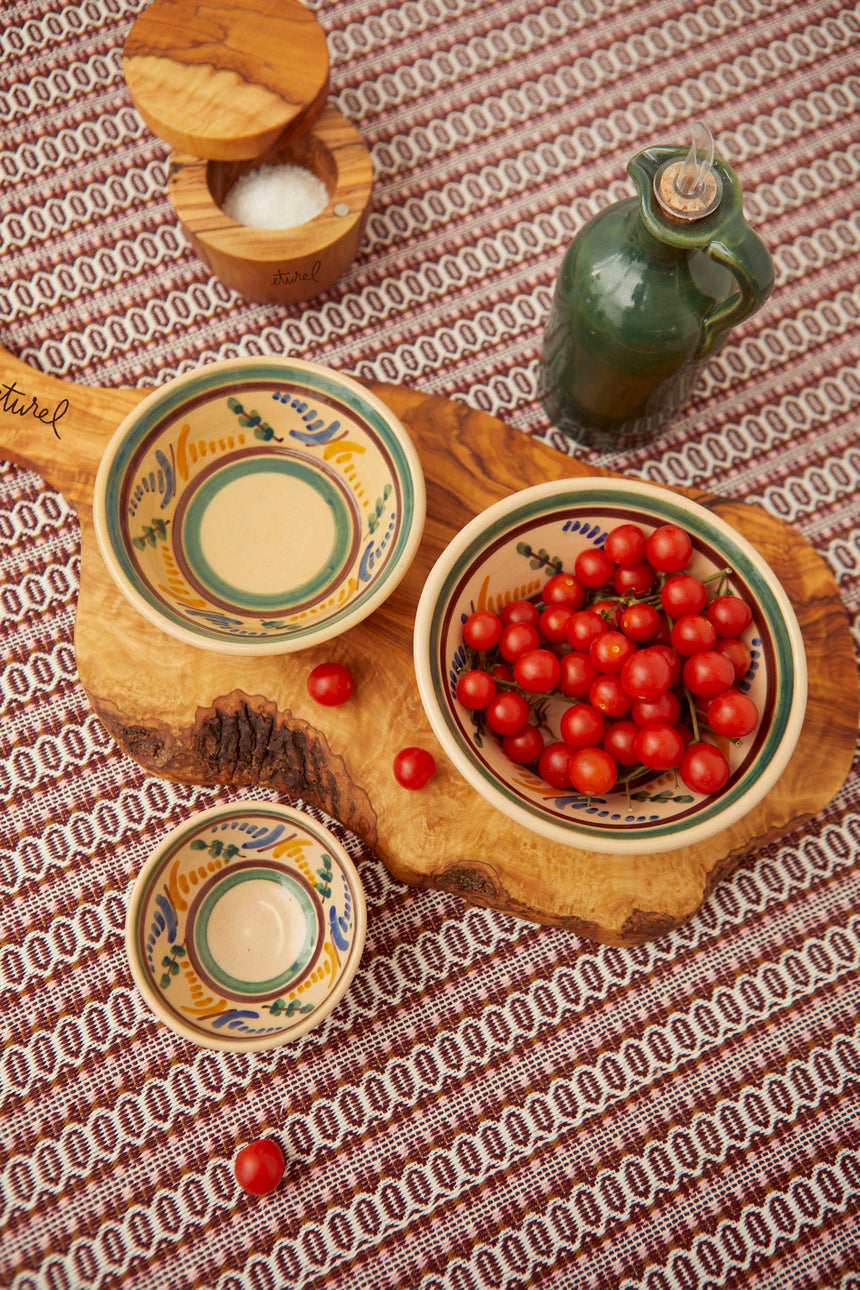 Chopping Board Olive Wood with Handle, Medium