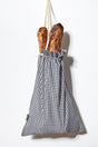 Bread bag in a black vichy check