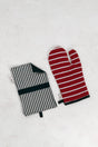 Cotton oven mitt and pot holder in burgundy canvas