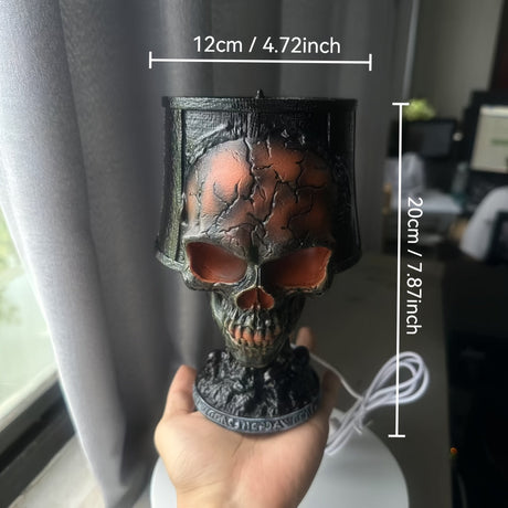 Lava Skull Table Lamp, USB, 20 cm