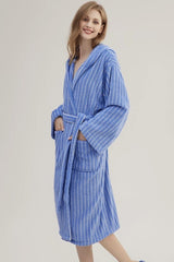 Retro stripe hooded bathrobe in organic cotton, blue