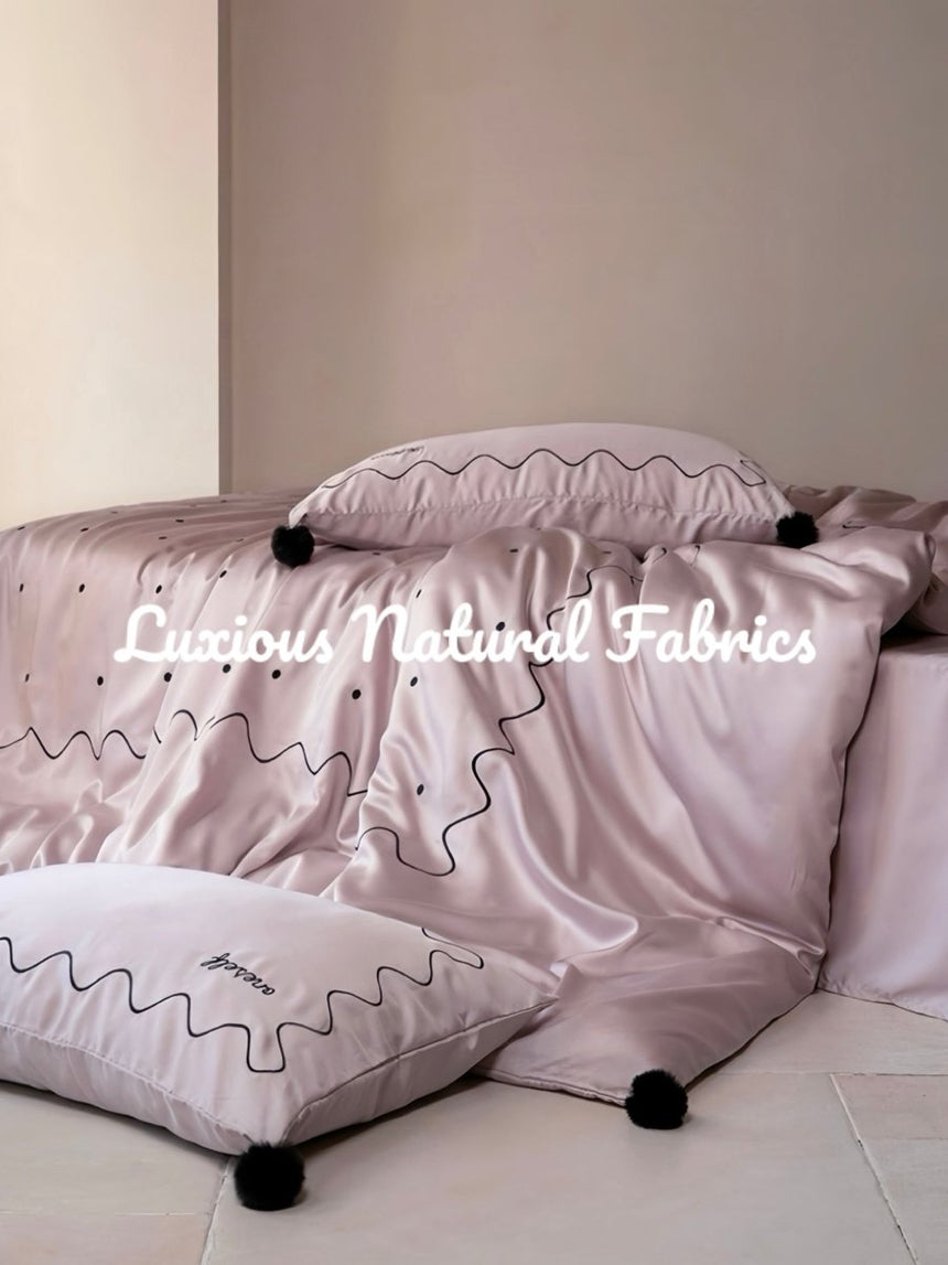 Elegant Polka Dot Silky Smooth Tencel Lyocell Queen Size Duvet Cover Set