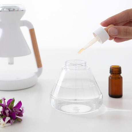 Aroma Diffuser & Wireless Charger 3-in-1
