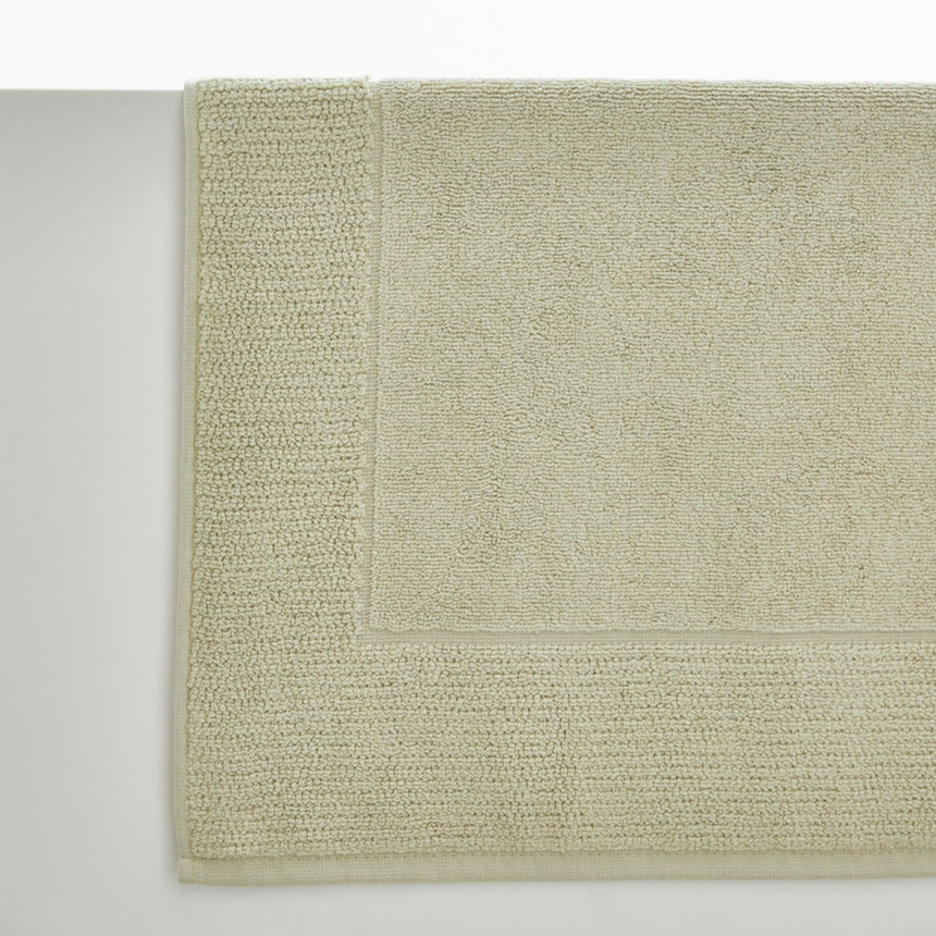 Khaki green bath mat