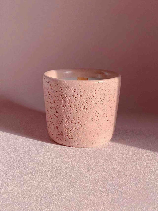 Soy wax candle with wood wick, Alps Pink scent